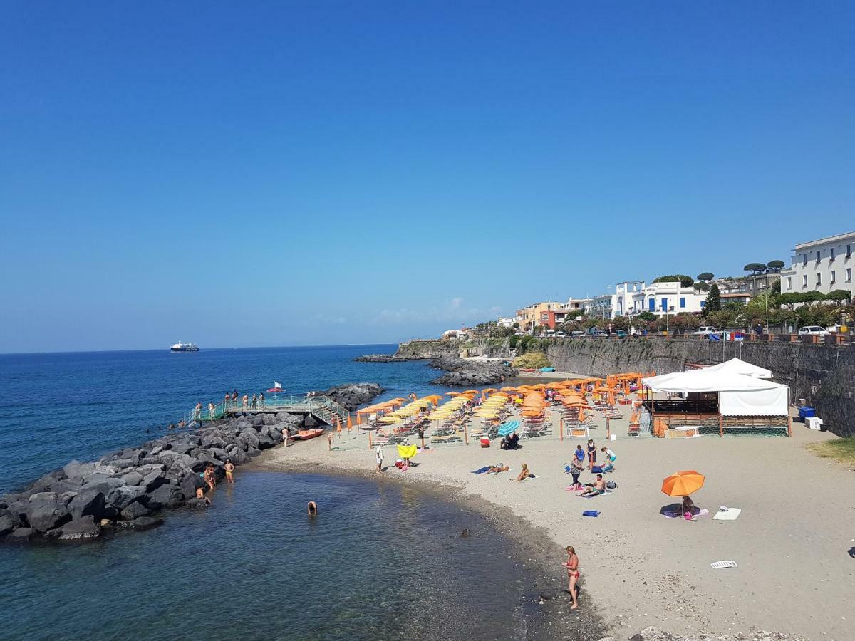 La Terrazza Dell^Ippocampo #Seaview Apartment Isquia Exterior foto