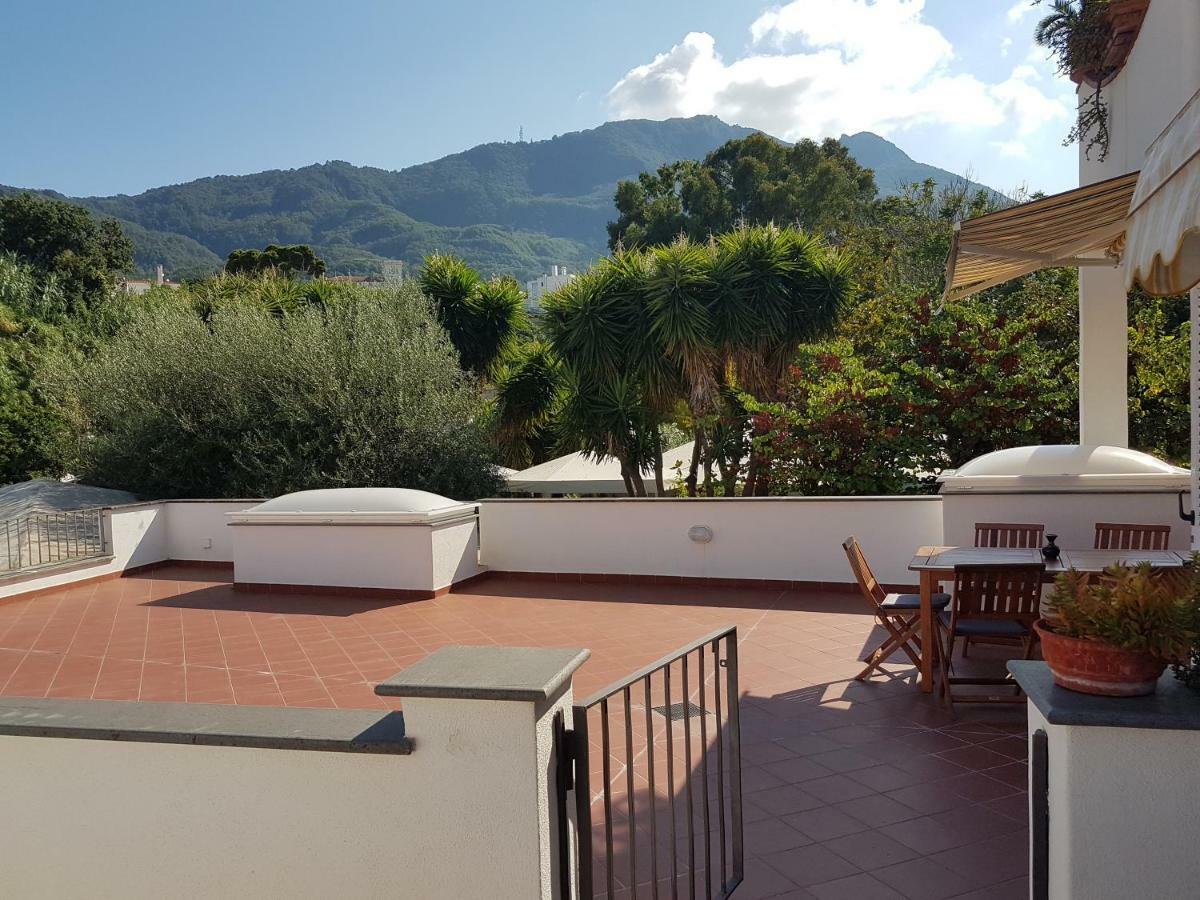 La Terrazza Dell^Ippocampo #Seaview Apartment Isquia Exterior foto
